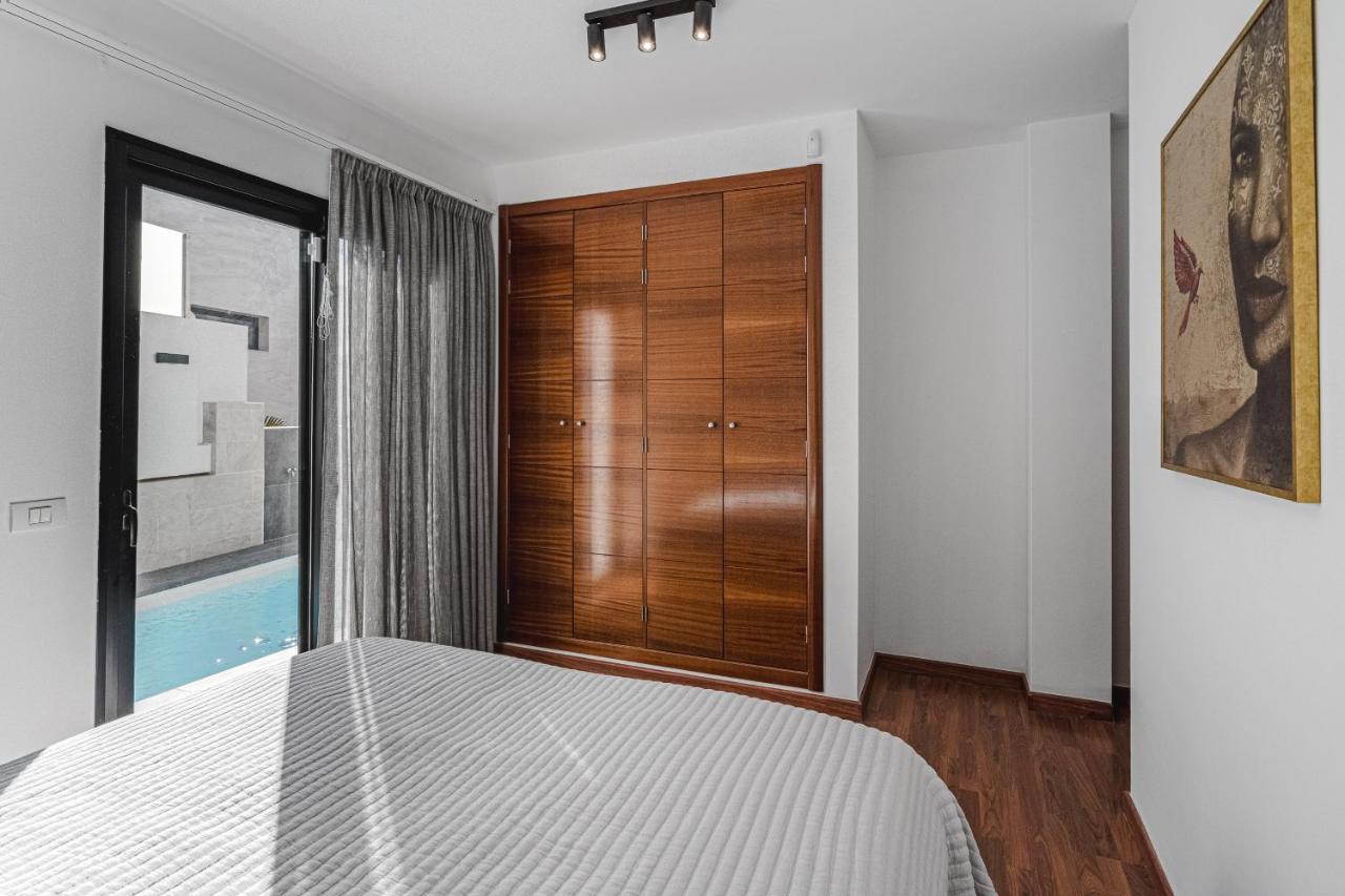 Laurel Villa With Heated Pool Адехе Екстериор снимка