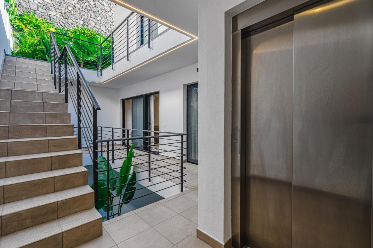 Laurel Villa With Heated Pool Адехе Екстериор снимка