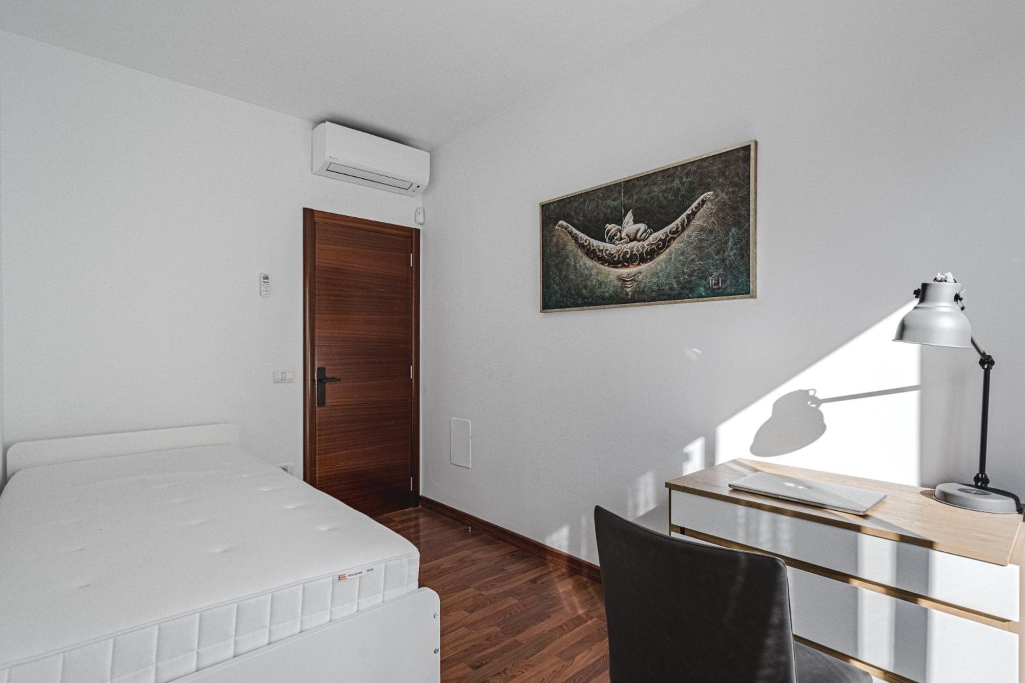 Laurel Villa With Heated Pool Адехе Екстериор снимка