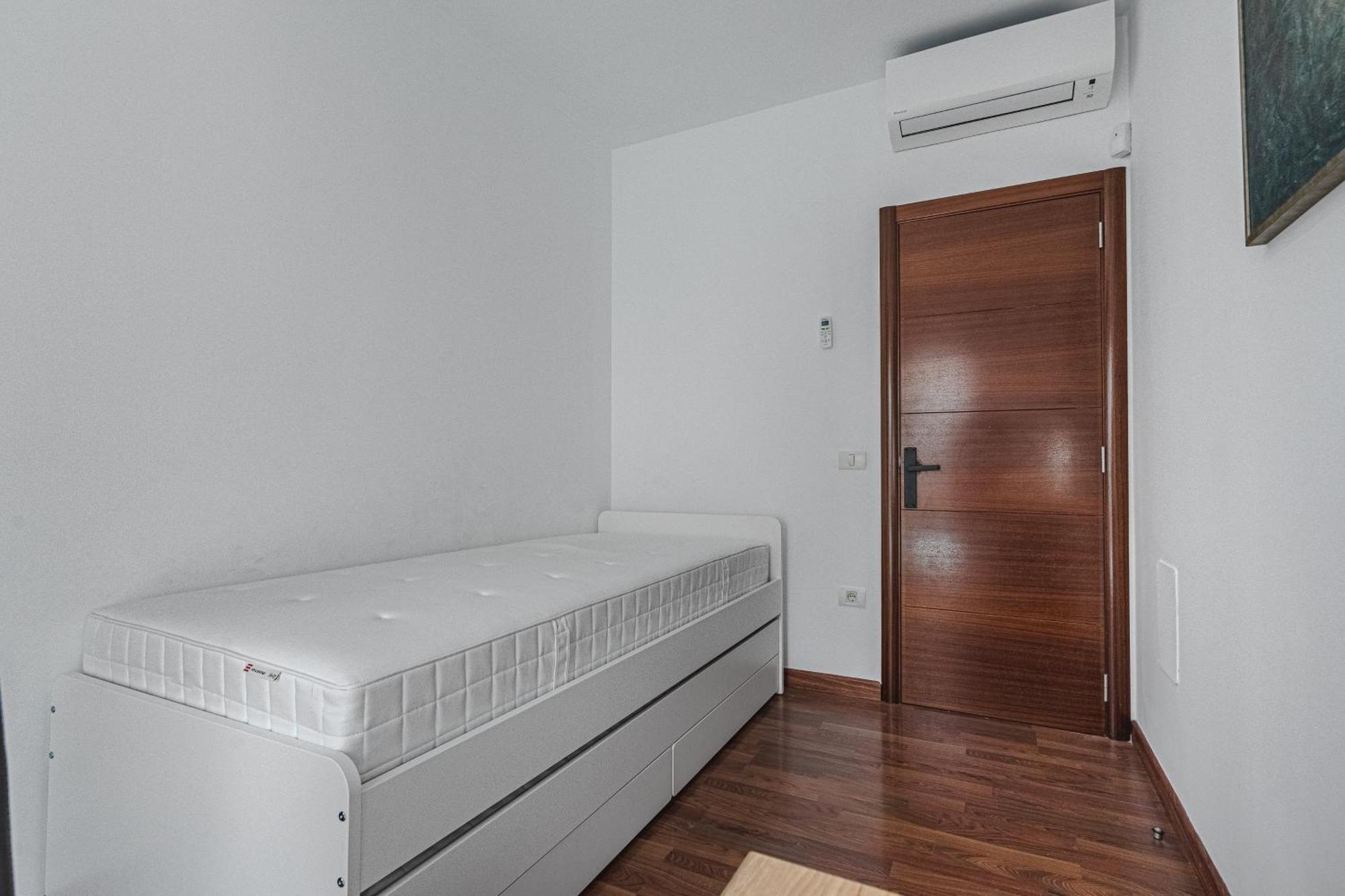 Laurel Villa With Heated Pool Адехе Екстериор снимка